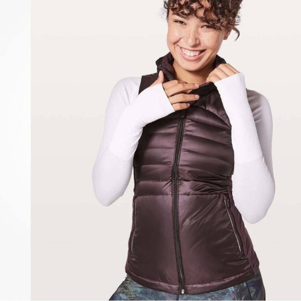 LULULEMON DOWN FOR A RUN VEST II BLACK CHERRY SIZE 6
